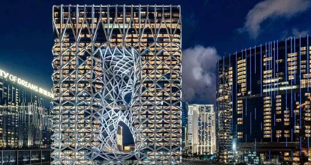 新澳門2025芳草地，探索與期待,，新澳門2025芳草地,，探索之旅與未來期待