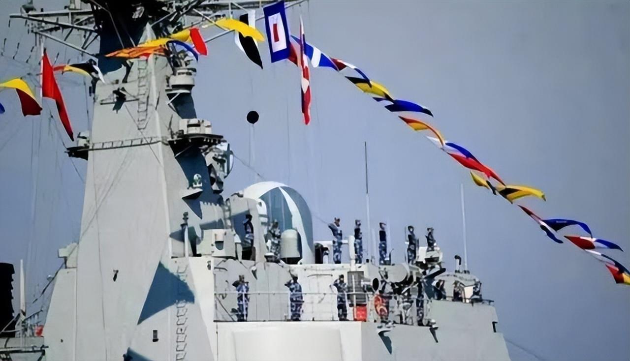 聚焦南海,，解放軍在2022年南海軍演區(qū)域的戰(zhàn)略行動解析,，南海戰(zhàn)略行動解析,，解放軍在2022年南海軍演中的深度聚焦