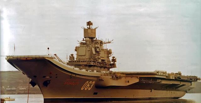 廣西艦并非航母,，解析其獨特之處與重要性，廣西艦獨特優(yōu)勢與重要性解析,，并非航母的獨特之處探究