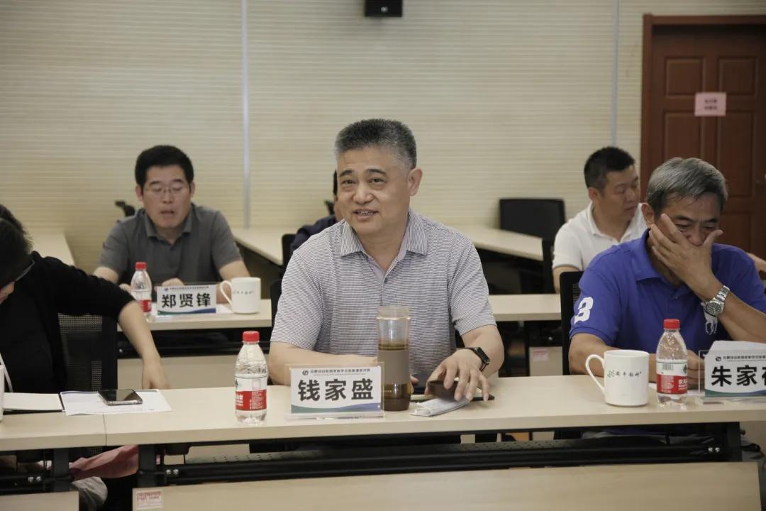 安徽艦并非航母,，解析背后的原因，安徽艦真相揭秘,，背后的非航母原因解析