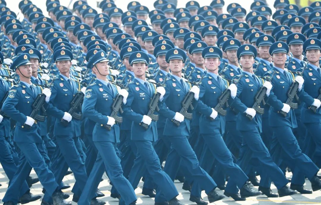 儀仗女兵方隊,，展現(xiàn)力量與榮耀的璀璨明珠，儀仗女兵方隊,，力量與榮耀的璀璨明珠展現(xiàn)