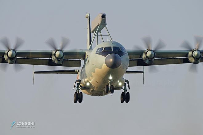空警200空難事件深度解析,，空警200空難事件深度剖析