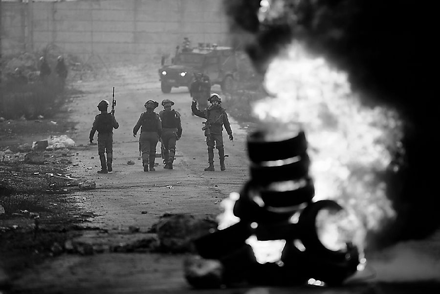 戰(zhàn)爭(zhēng)新聞2020最新,，全球軍事動(dòng)態(tài)深度解析，全球軍事動(dòng)態(tài)深度解析,，戰(zhàn)爭(zhēng)新聞與最新軍事動(dòng)態(tài)回顧 2020年報(bào)告