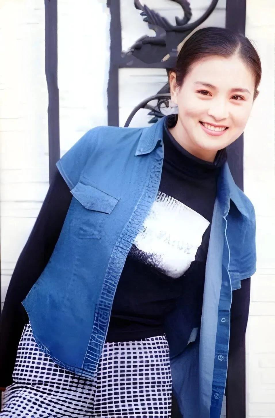 殲-16與殲-20，空中對(duì)決還是協(xié)同作戰(zhàn),？,，殲-16與殲-20，空中協(xié)同作戰(zhàn)還是互補(bǔ)優(yōu)勢(shì),？