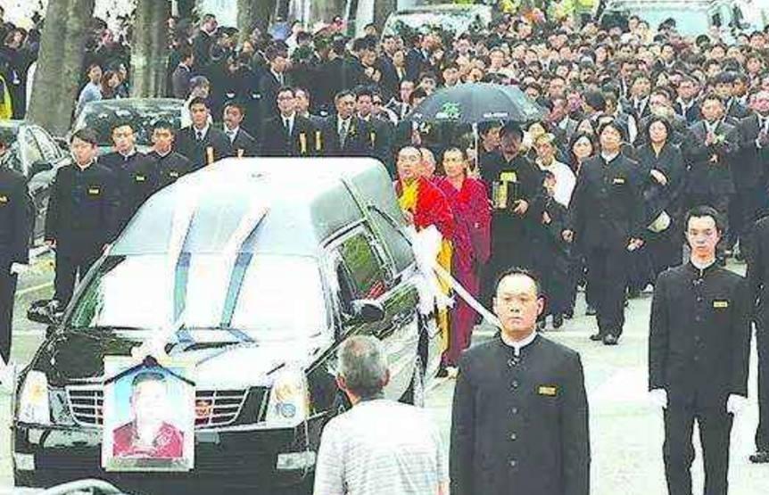 澳門(mén)六開(kāi)彩天天免費(fèi)開(kāi)獎(jiǎng),，揭秘彩票背后的秘密,，揭秘澳門(mén)六開(kāi)彩天天免費(fèi)開(kāi)獎(jiǎng)彩票背后的秘密