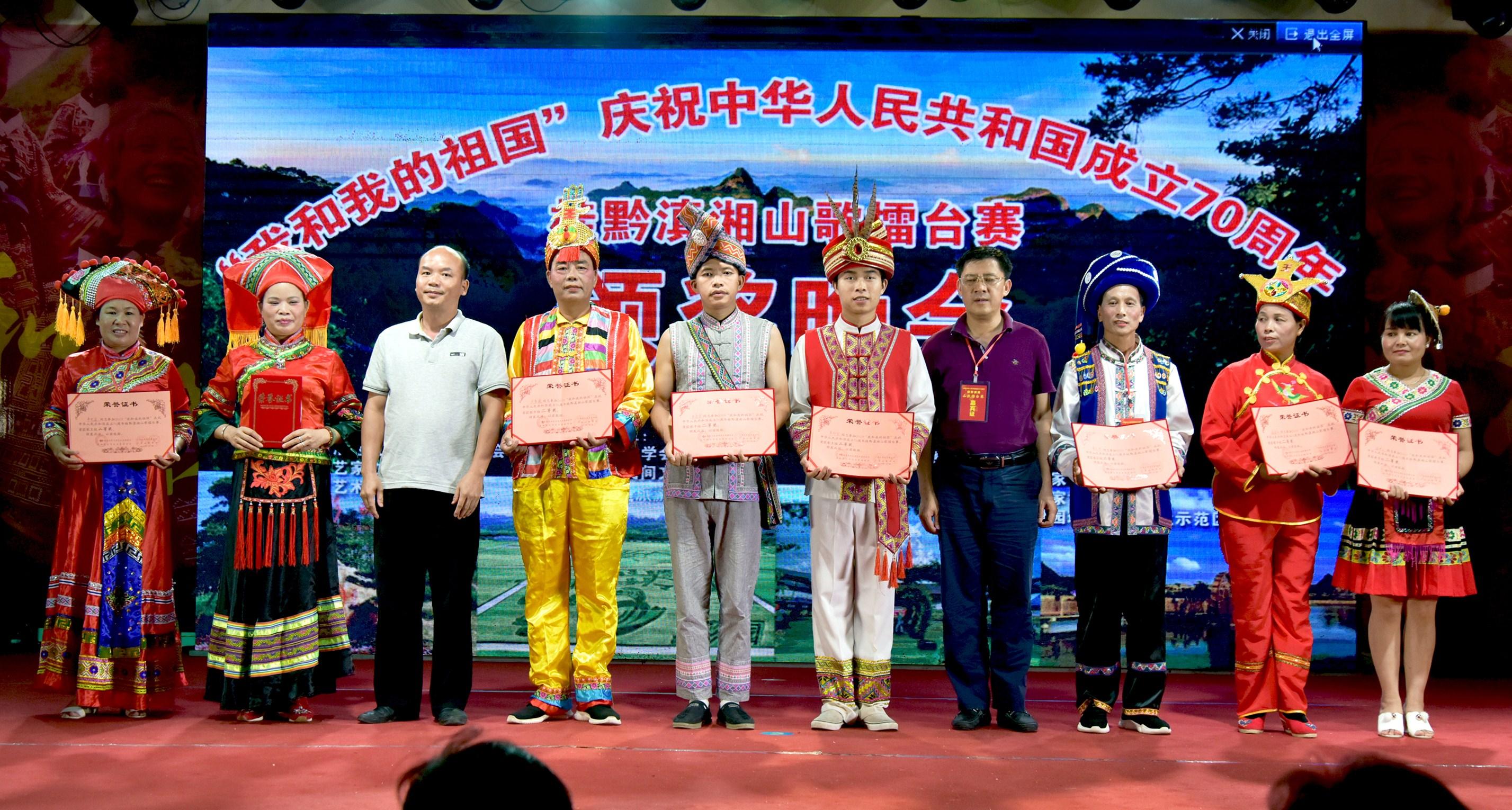 王中王免費(fèi)四肖選一肖，揭秘真相與策略，王中王免費(fèi)四肖選一肖，真相揭秘與策略探討